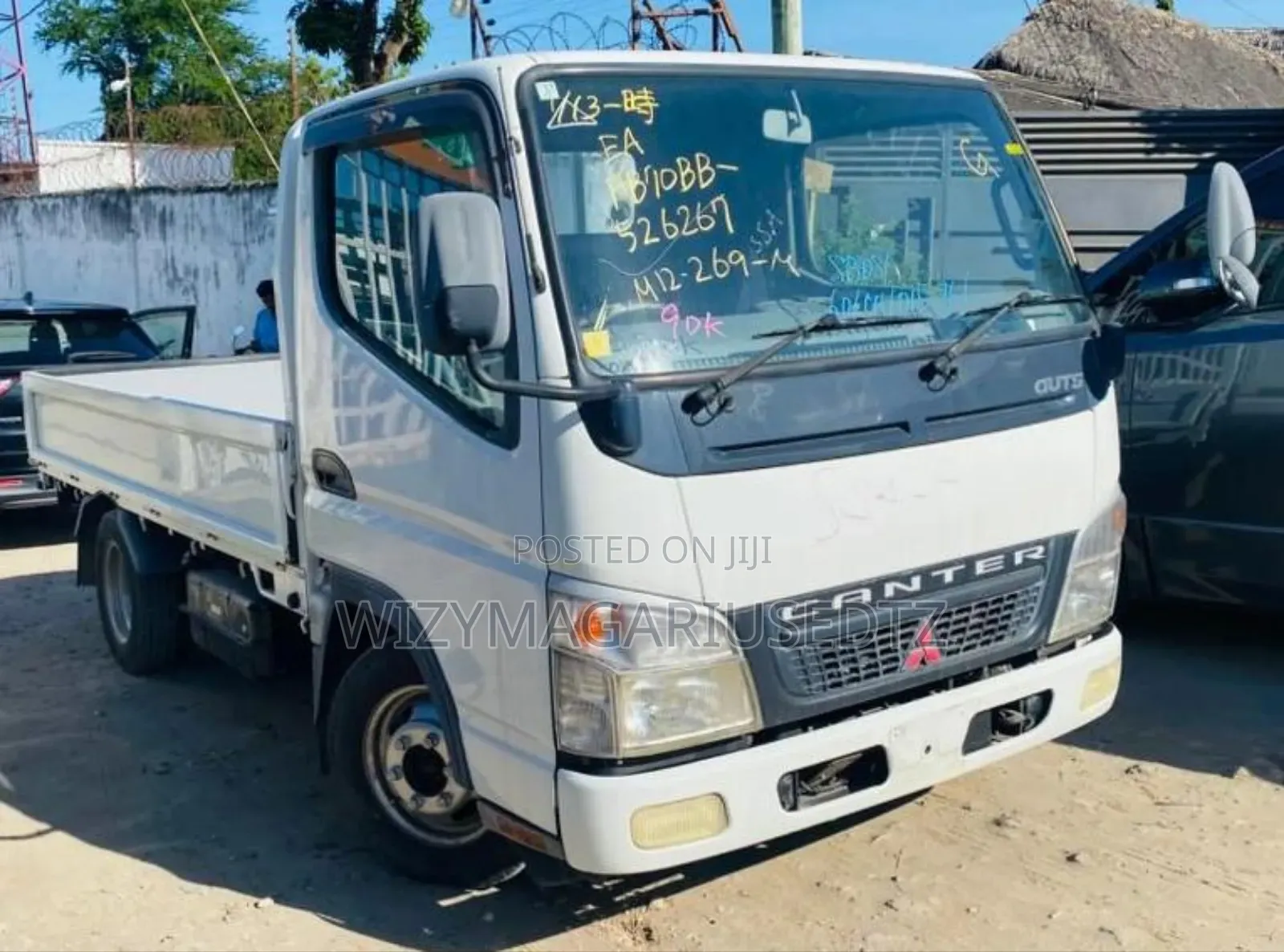 Mitsubishi Canter Guts