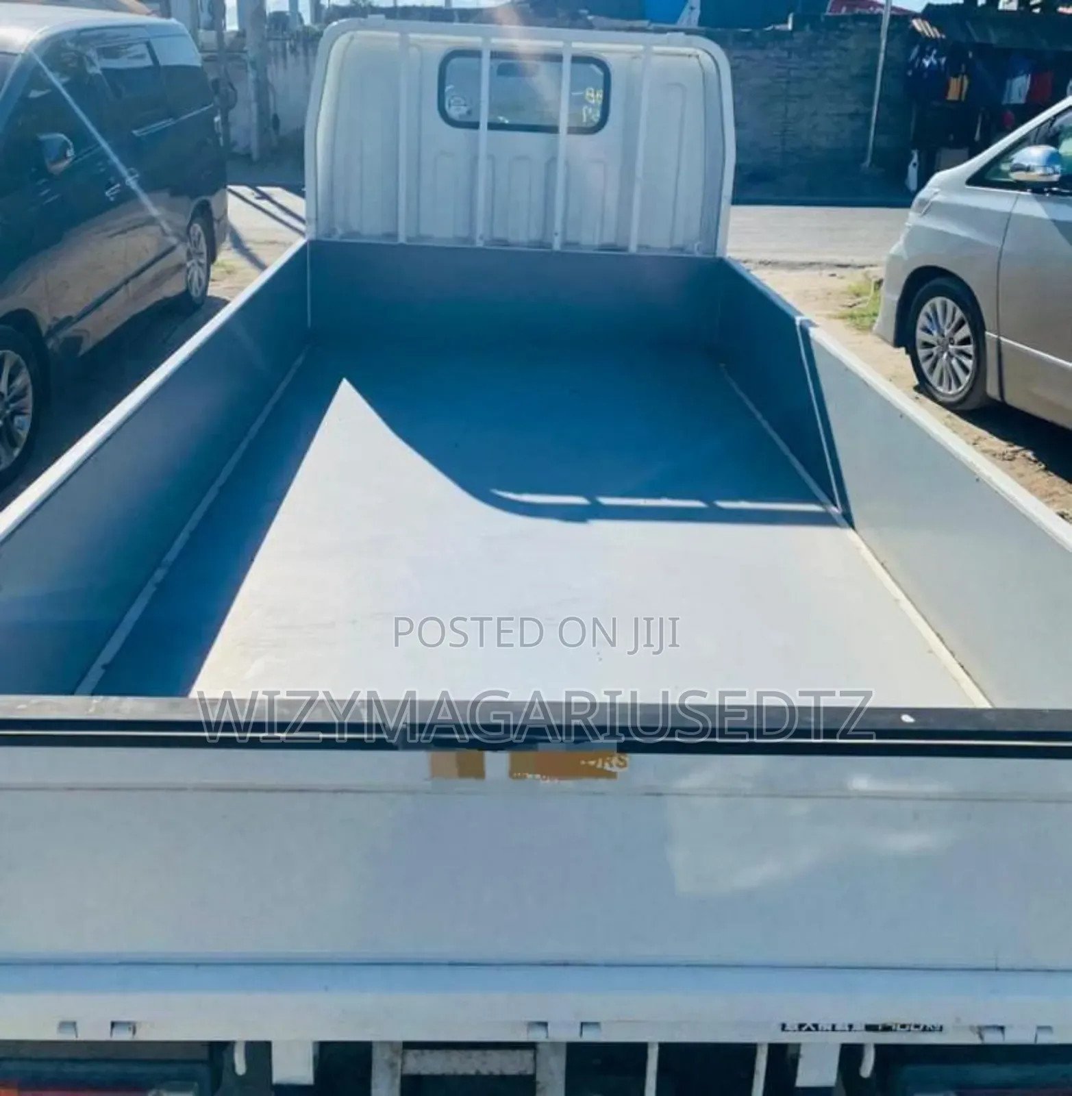 Mitsubishi Canter Guts