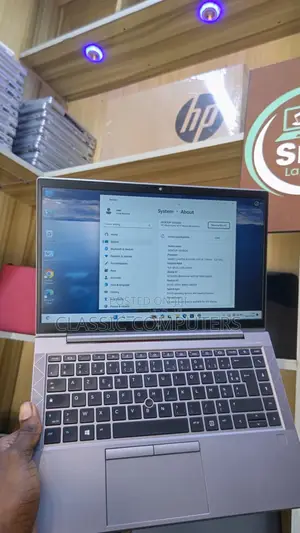 Laptop HP ZBook Firefly 14 G7 16GB Intel Core i5 SSD 256GB