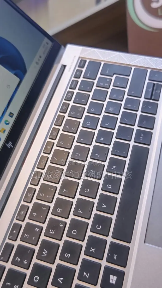Laptop HP EliteBook 835 G7 16GB AMD Ryzen 5 SSD 256GB