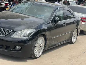 Toyota Crown 2009 Black