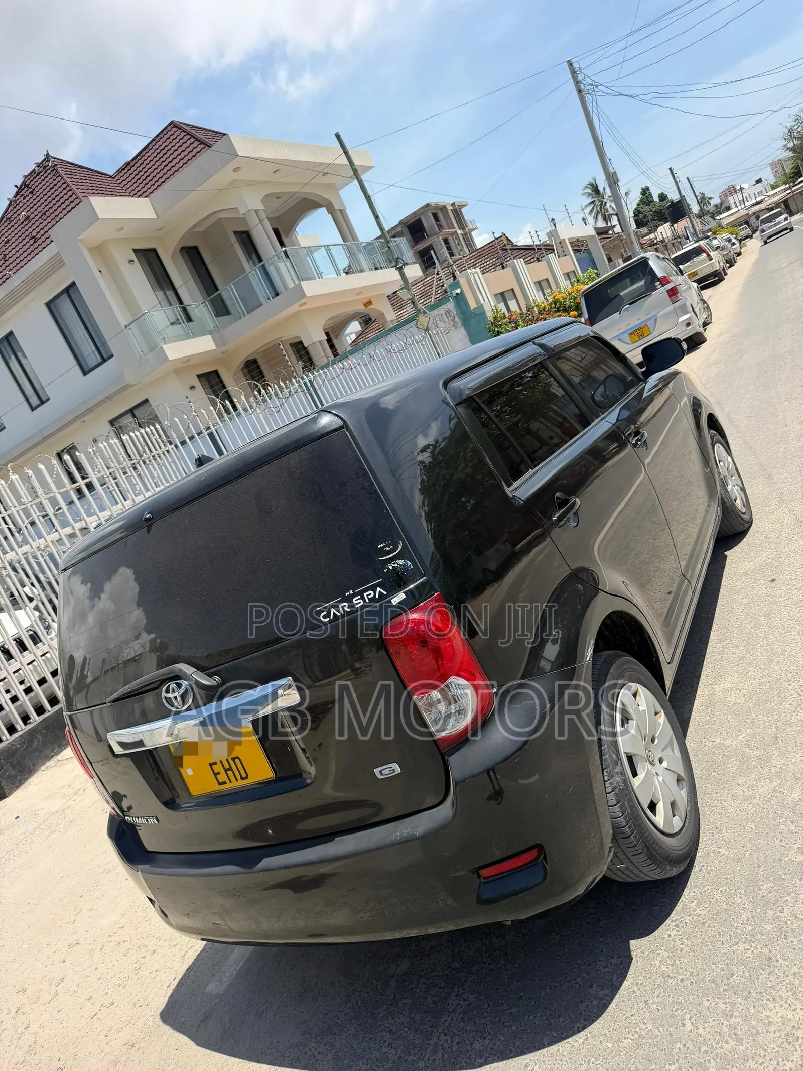Toyota Corolla Rumion Hatchback 1.5 FWD 2010 Black