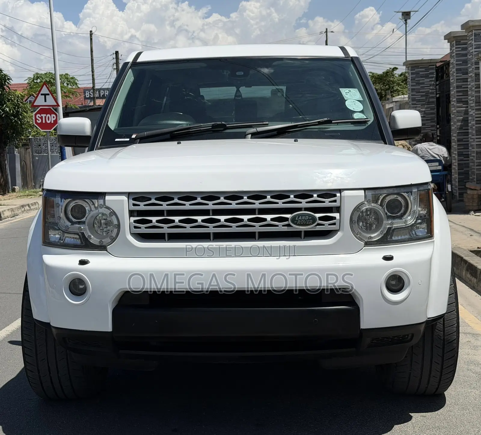 Land Rover Discovery 2013 Pearl