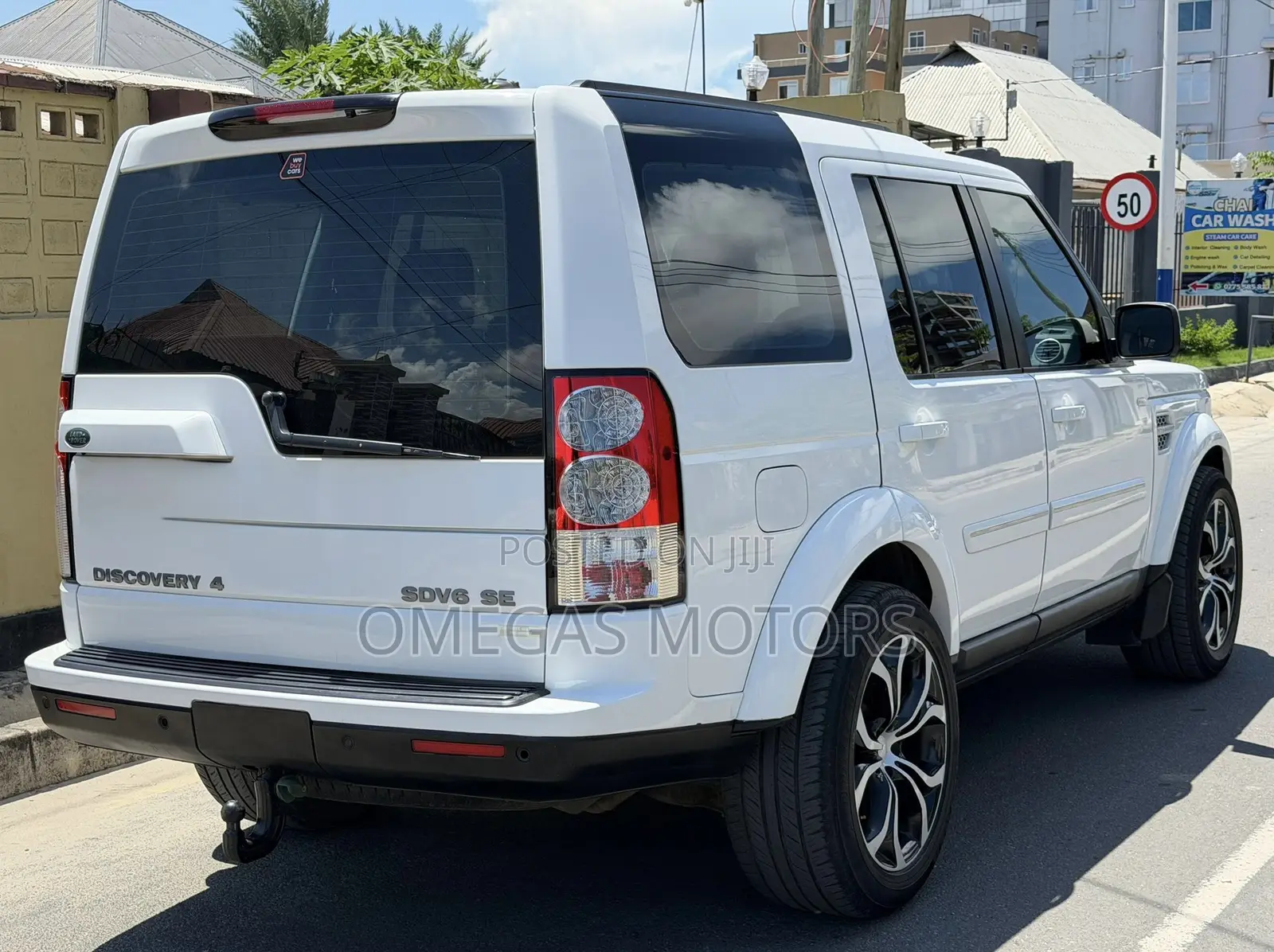 Land Rover Discovery 2013 Pearl