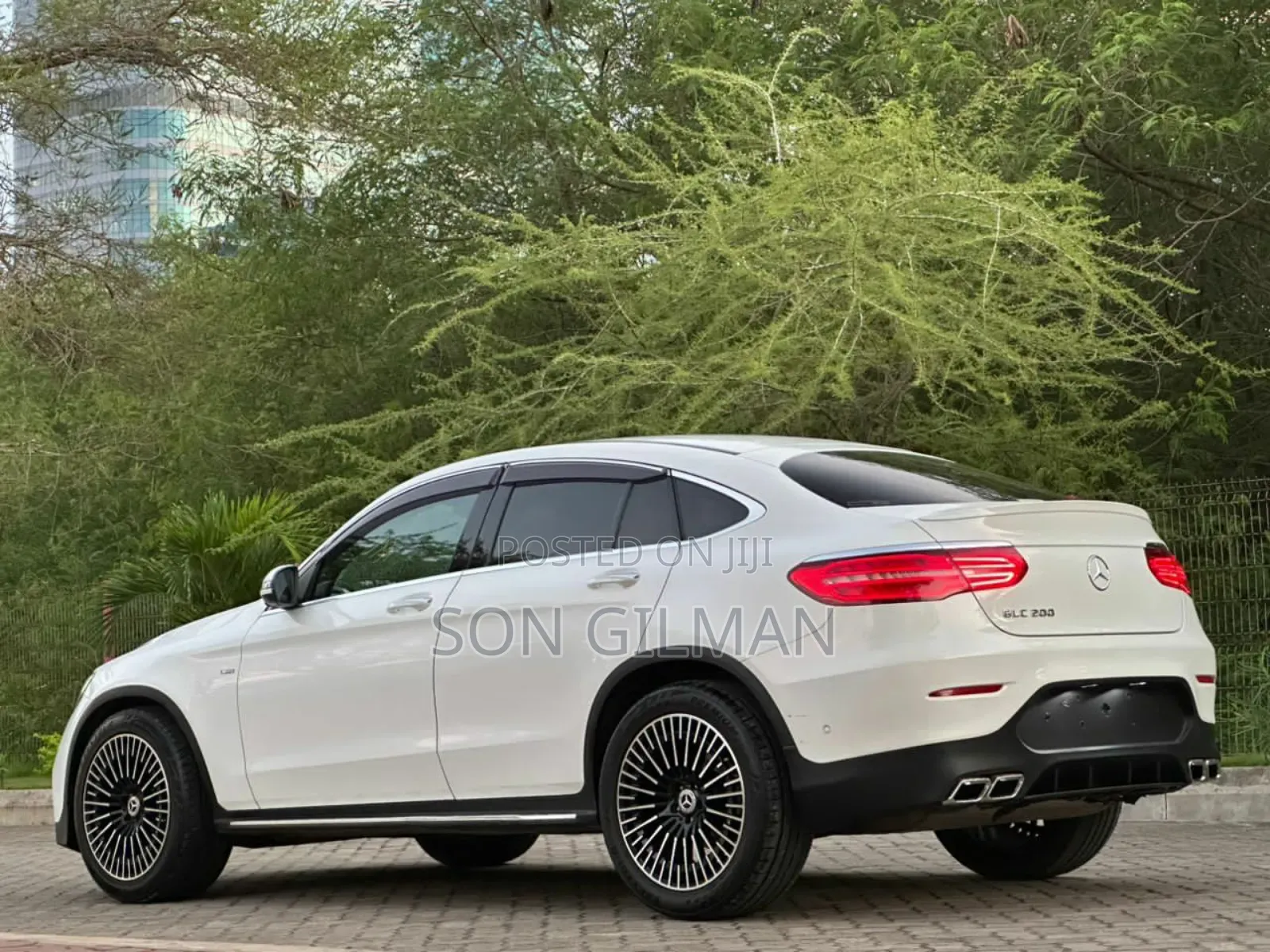 Mercedes-Benz GLC-Class 2017 White