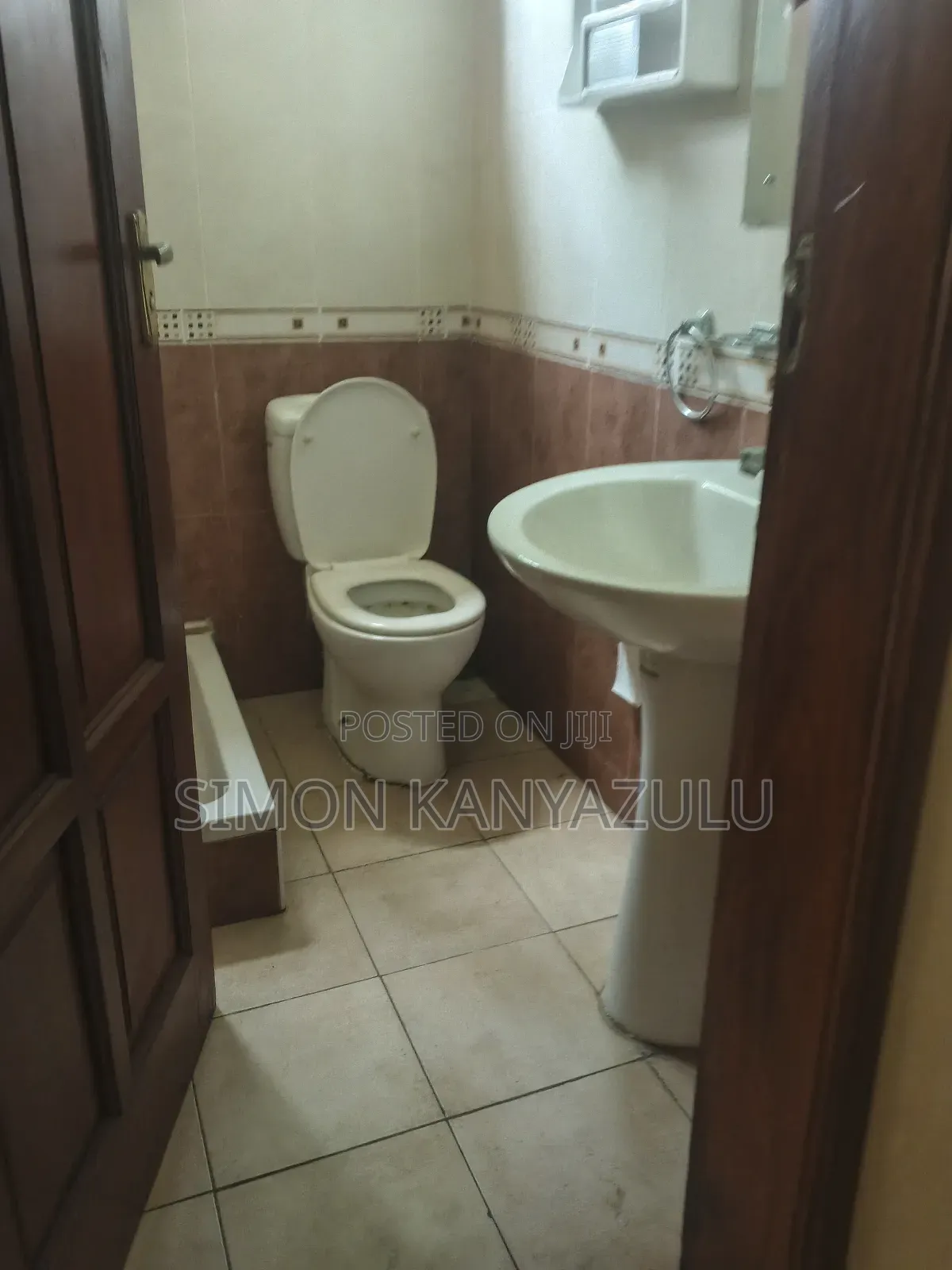 Apartment for Lent House