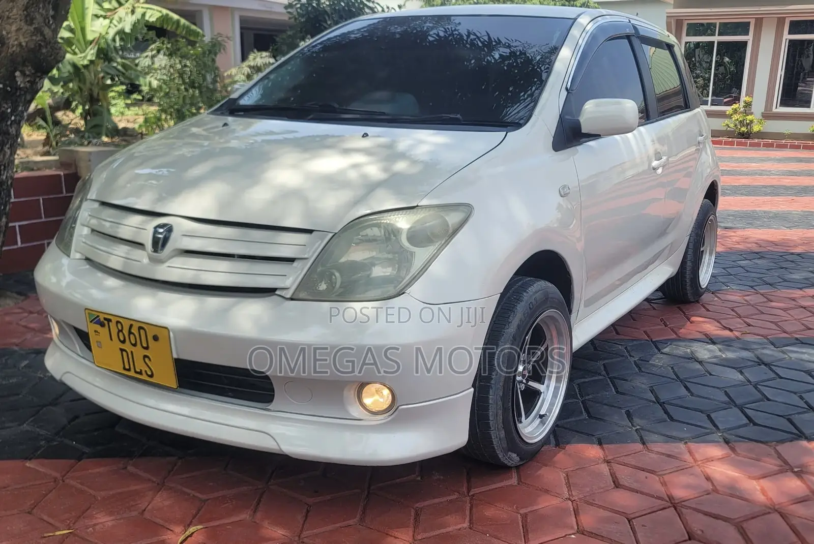 Toyota IST 2004 Pearl