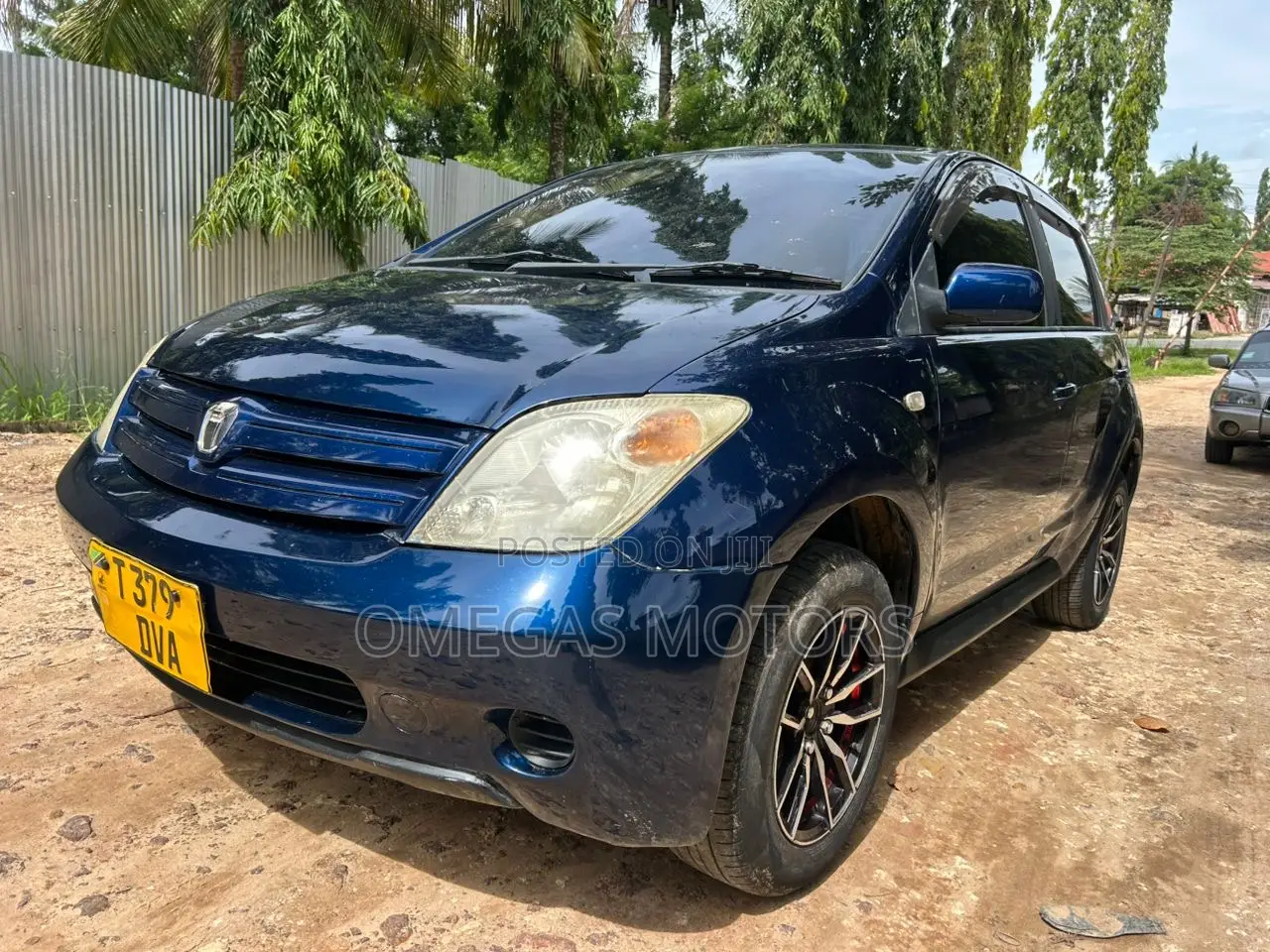 Toyota IST 2004 Blue