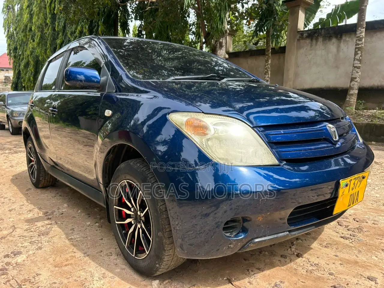 Toyota IST 2004 Blue