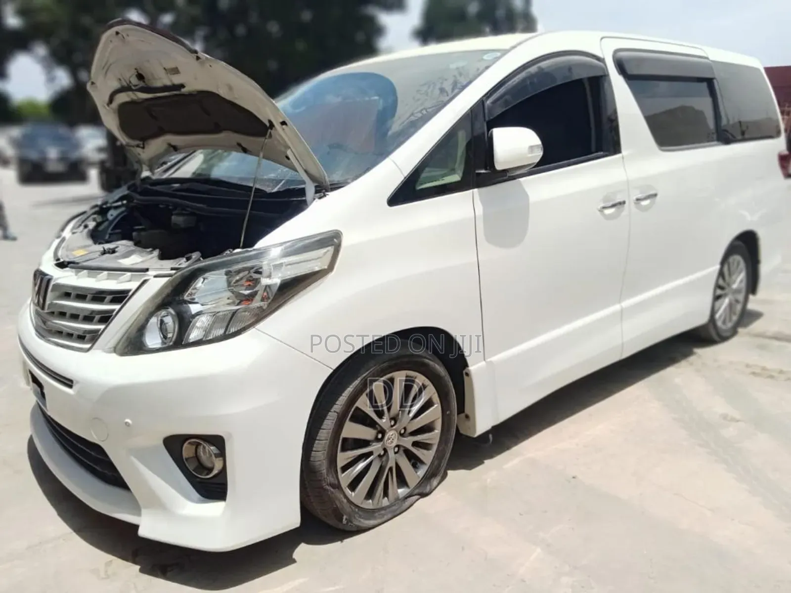Toyota Alphard 2.4 Hybrid AWD 2010 White