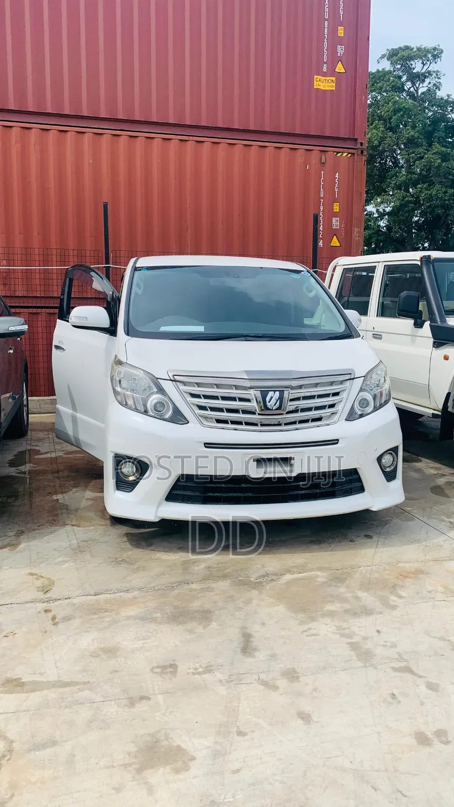 Toyota Alphard 2.4 Hybrid AWD 2010 White