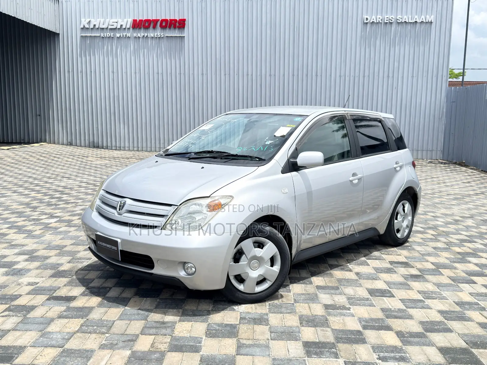 Toyota IST 2003 Silver