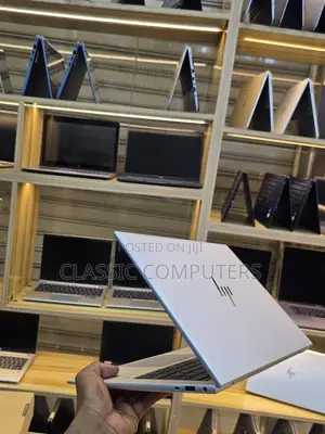 Laptop HP EliteBook 845 G10 16GB AMD Ryzen 5 SSD 256GB