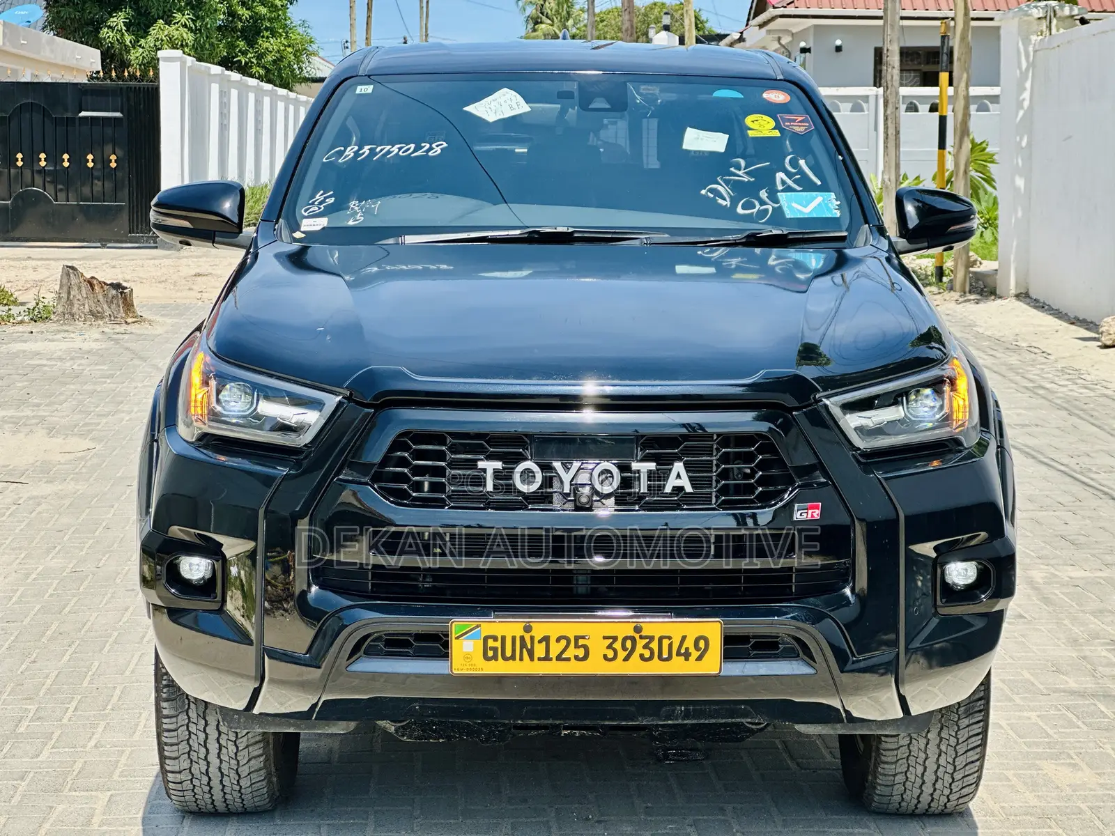 Toyota Hilux Revo Double Cab Deisel 2.4 RWD 2022 Black