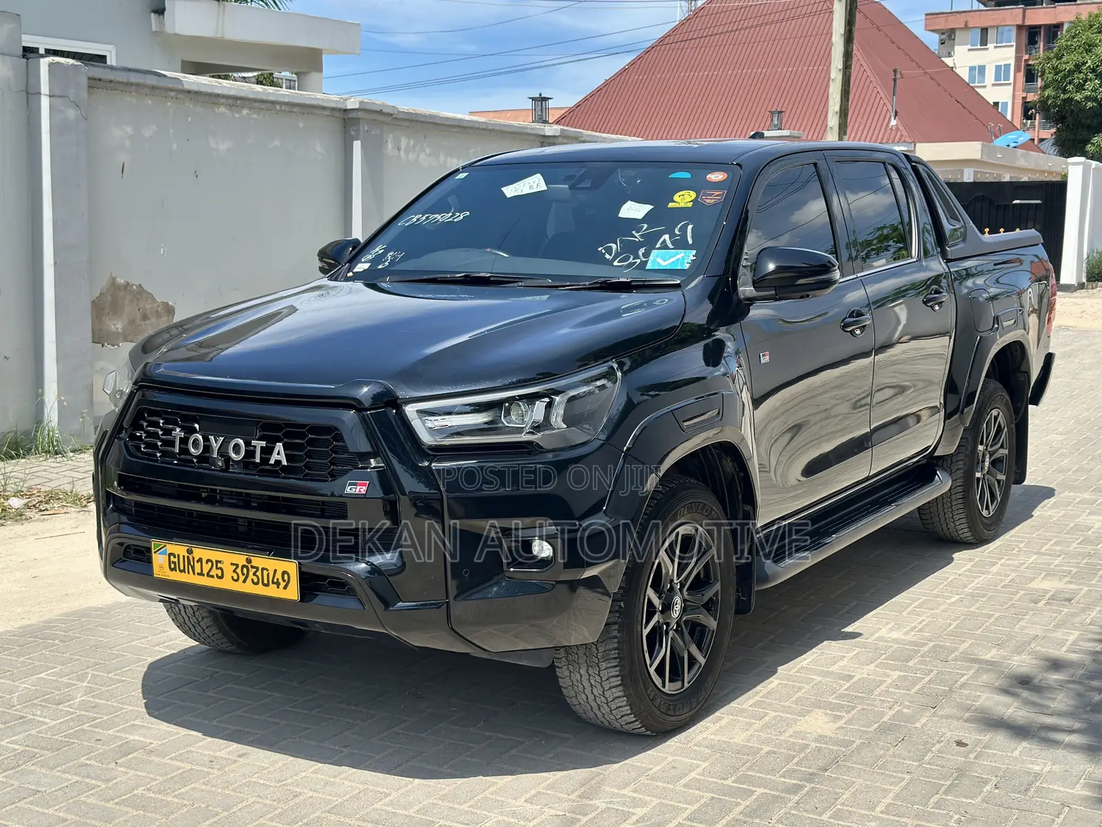 Toyota Hilux Revo Double Cab Deisel 2.4 RWD 2022 Black