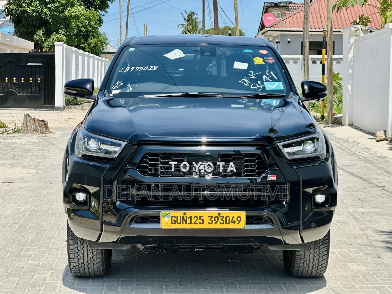 Toyota Hilux Revo Double Cab Deisel 2.4 RWD 2022 Black