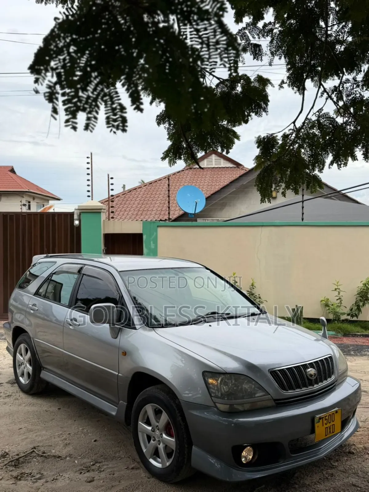 Toyota Harrier 2002 Silver