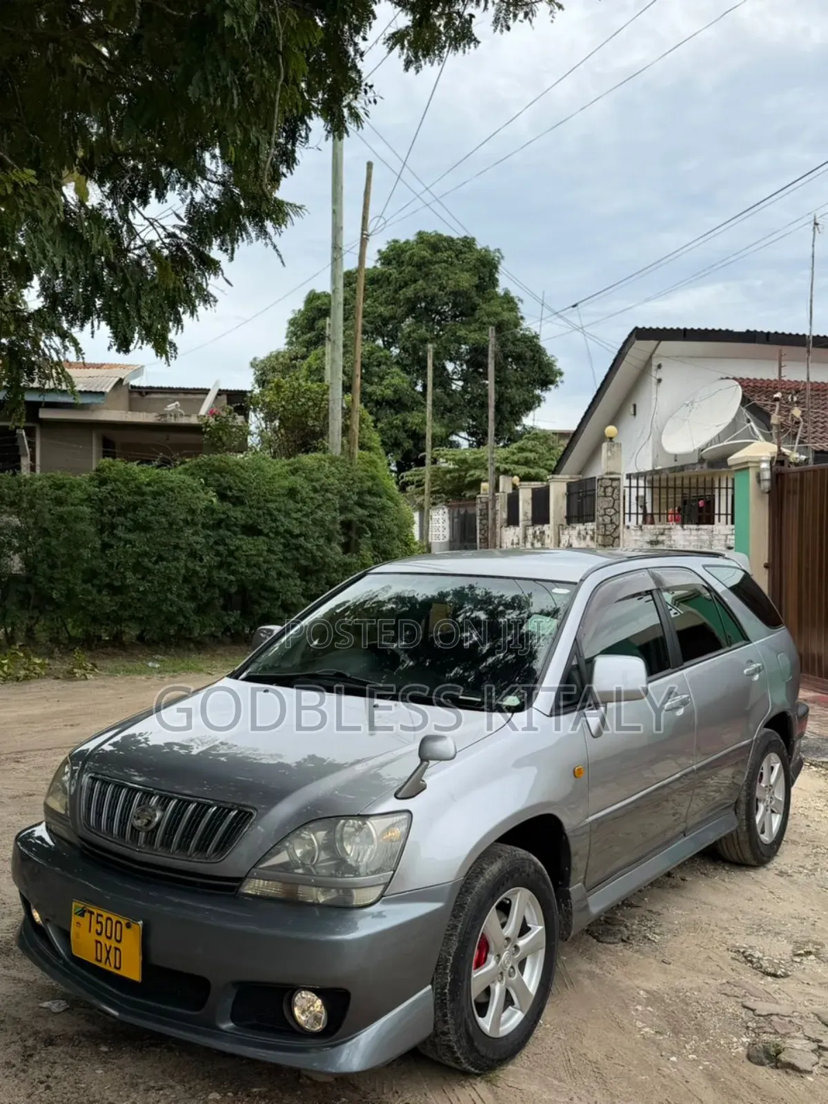 Toyota Harrier 2002 Silver