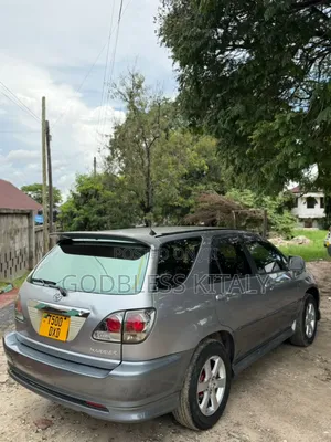 Toyota Harrier 2002 Silver