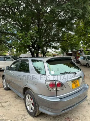 Toyota Harrier 2002 Silver