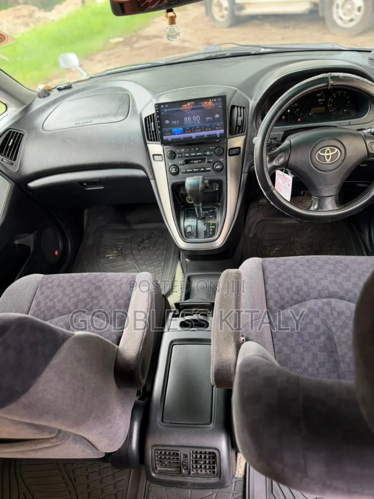 Toyota Harrier 2002 Silver