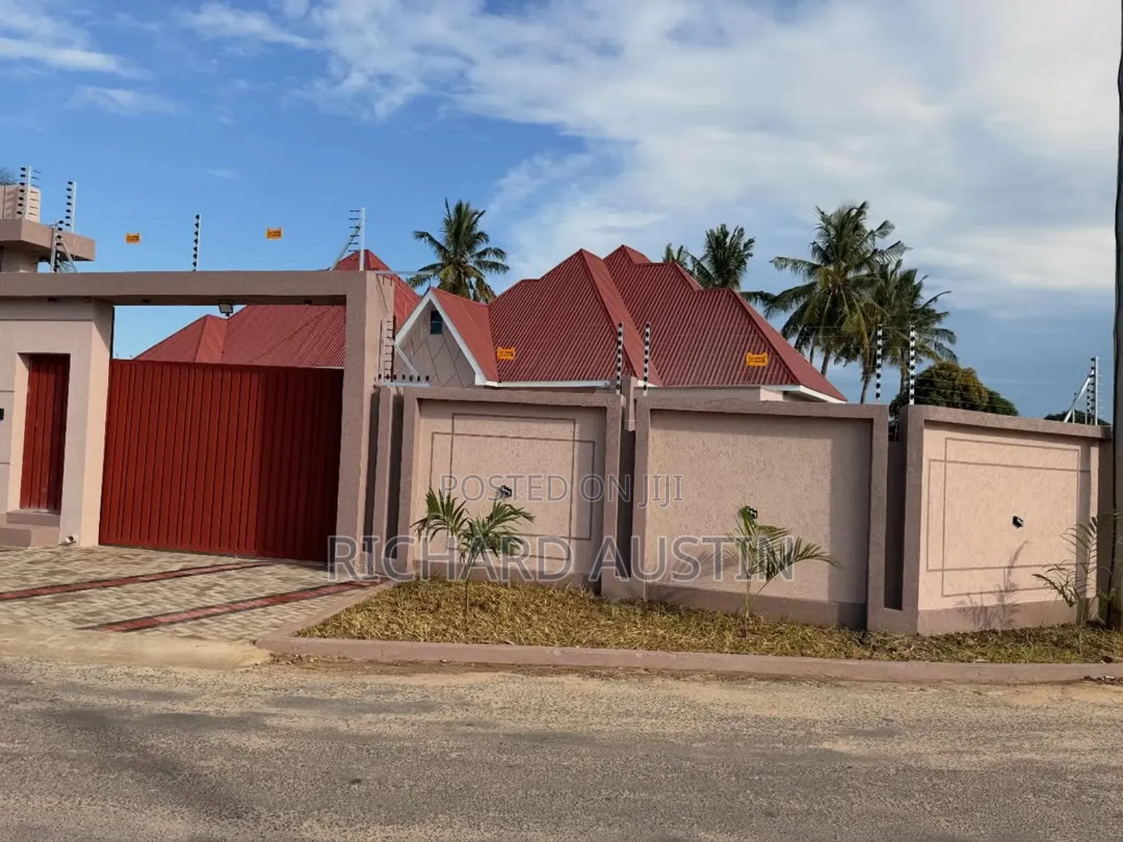 4bdrm House in Kinondoni for sale