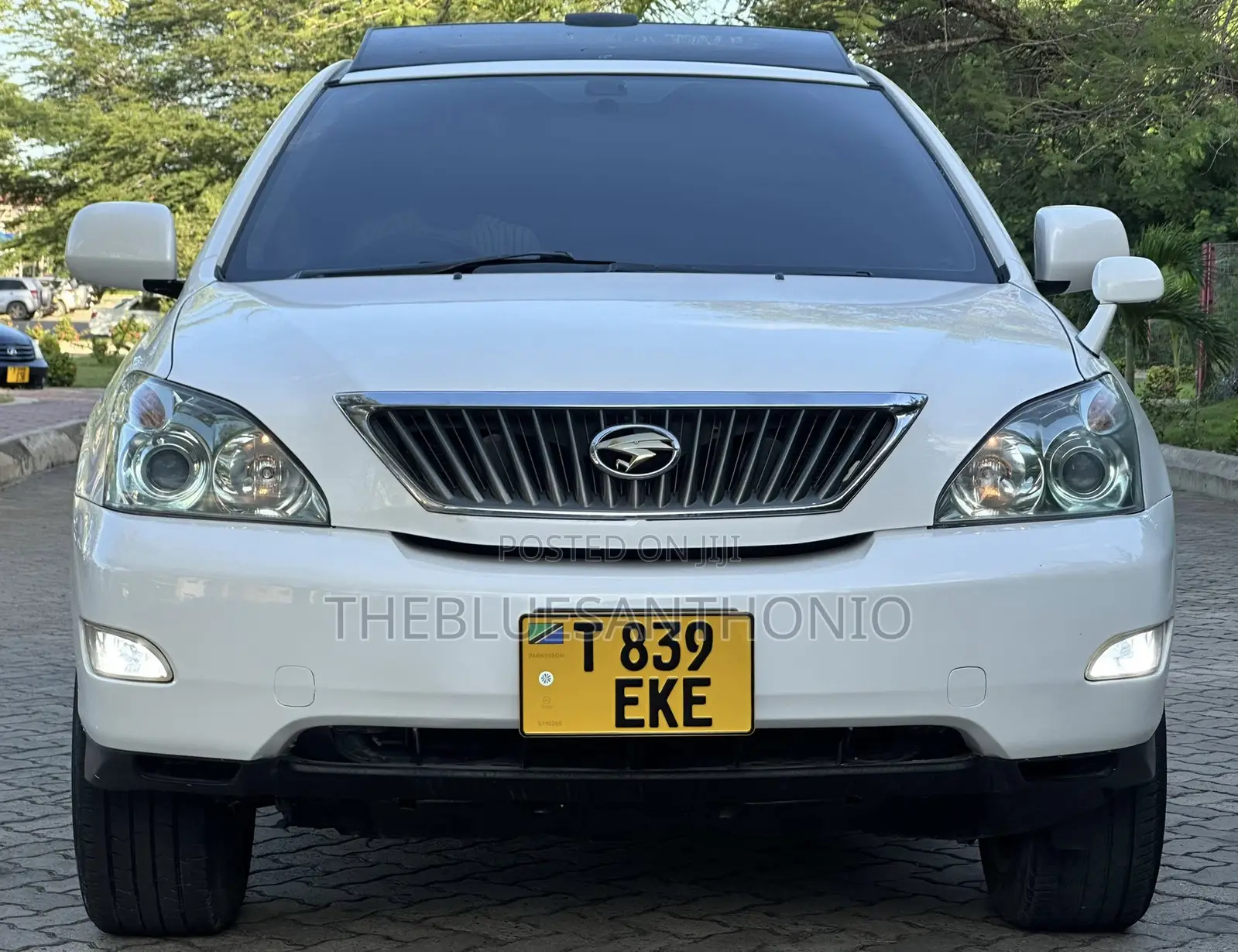 Toyota Harrier 2007 White
