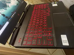 Laptop HP Omen 15-ce0xx 16GB Intel Core i5 HDD+SSD 500GB