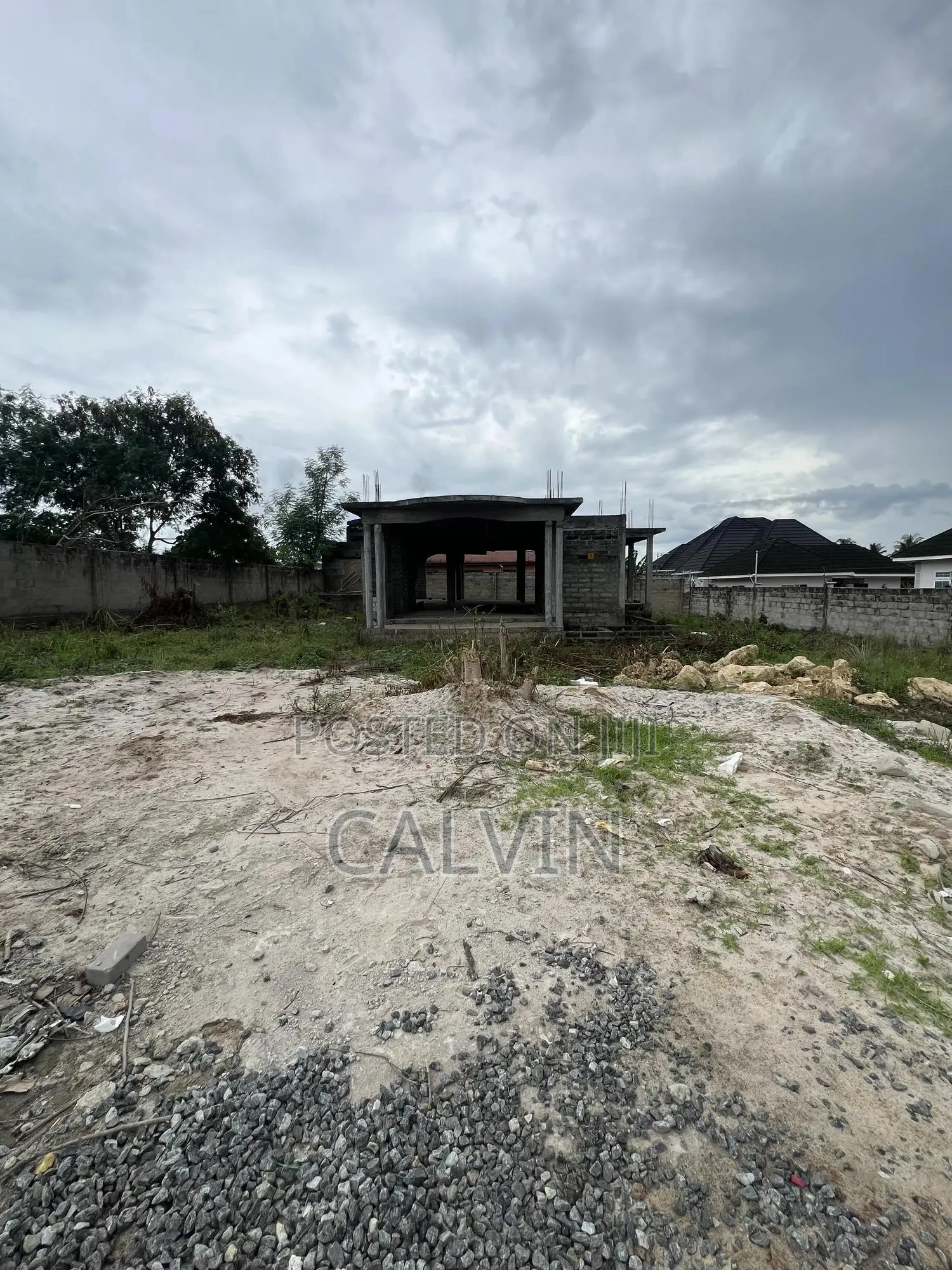 Kiwanja Kinauzwa Kibada