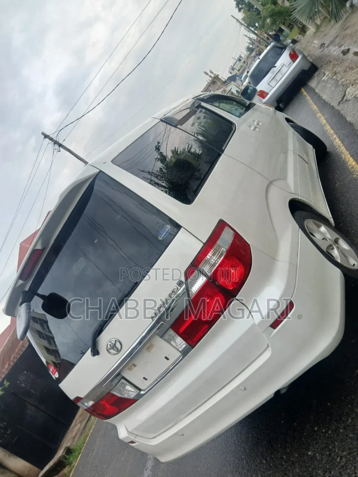 Toyota Alphard 2.4 Petrol FWD 2004 Pearl