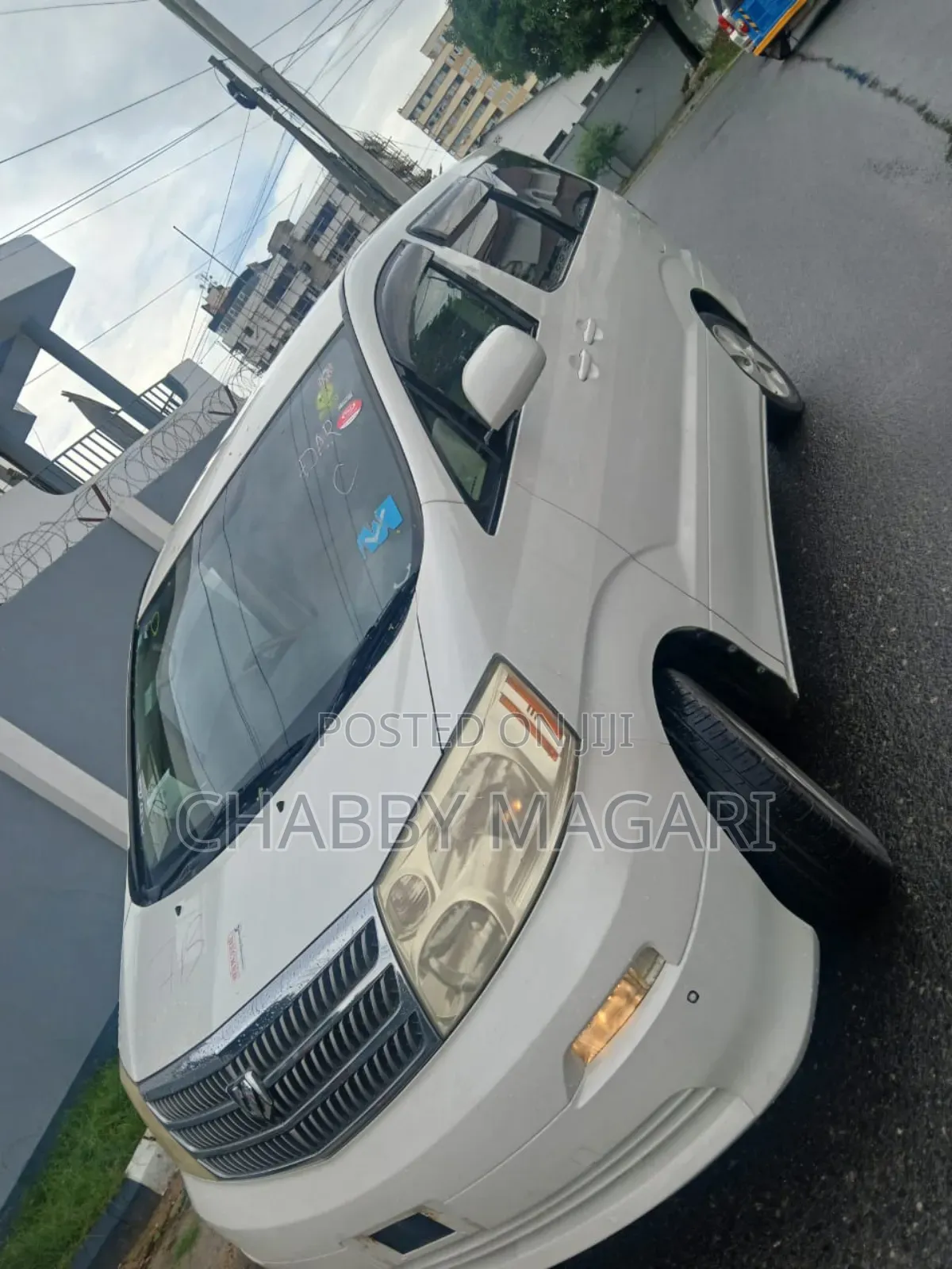 Toyota Alphard 2.4 Petrol FWD 2004 Pearl