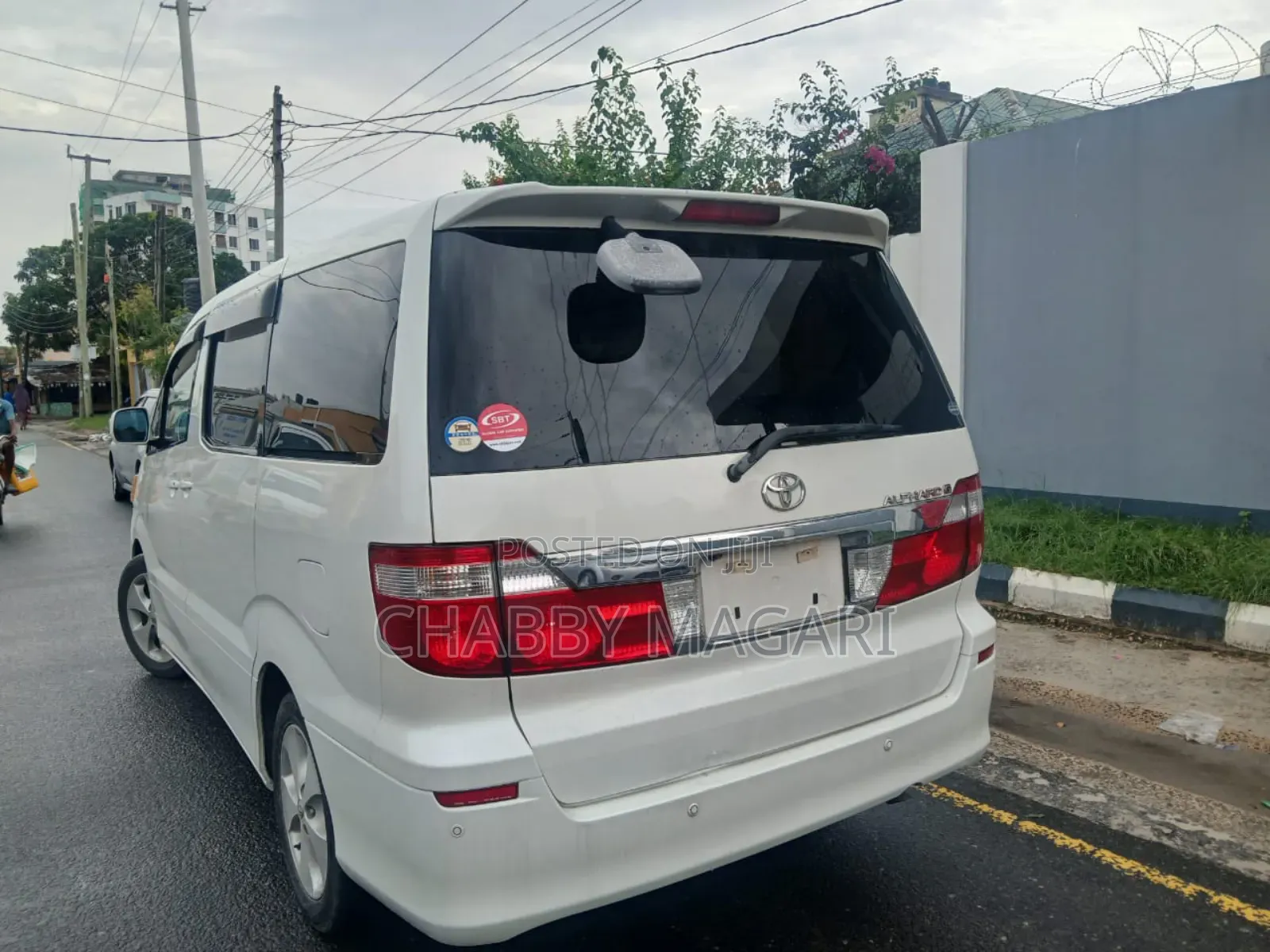 Toyota Alphard 2.4 Petrol FWD 2004 Pearl
