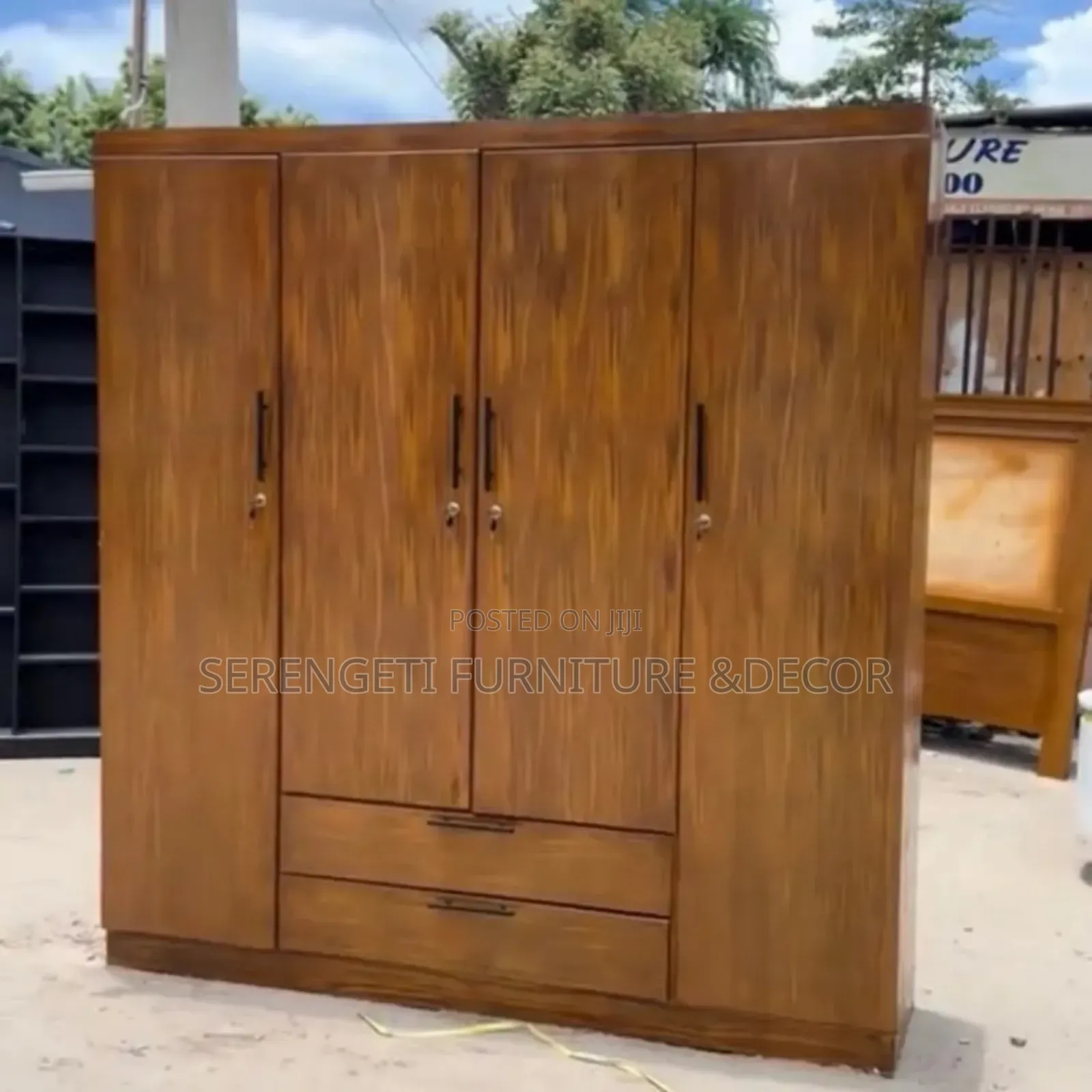 Classic 4 Doors Wardrobe