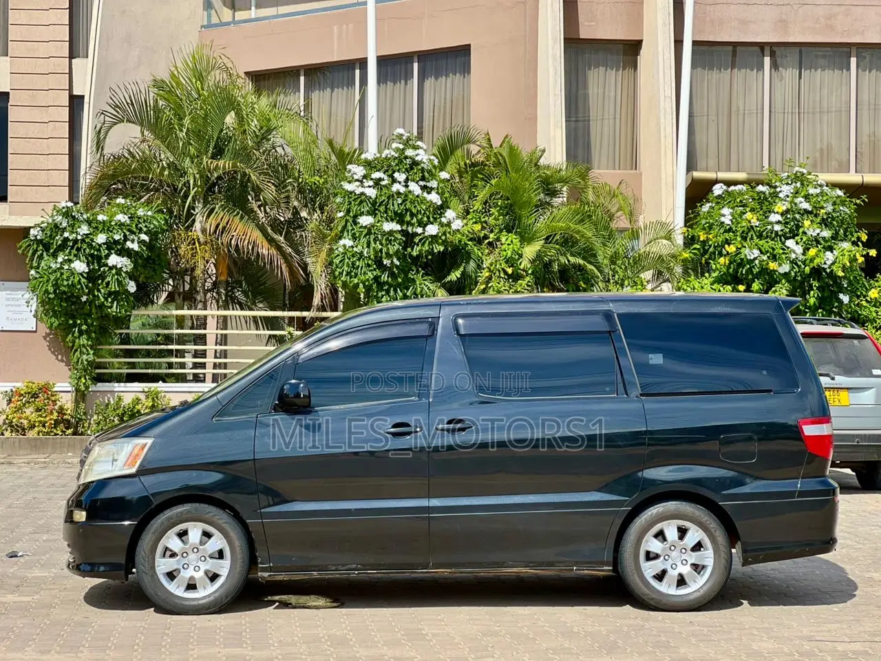 Toyota Alphard 2003 Black