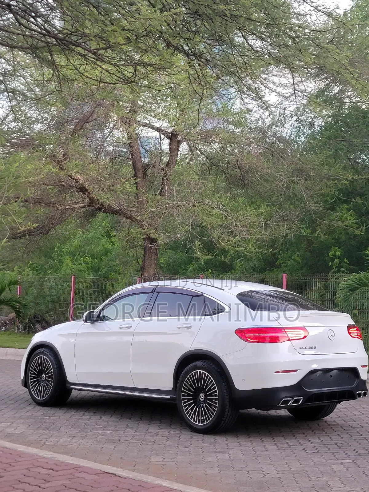 Mercedes-Benz GLC-Class 2017 White