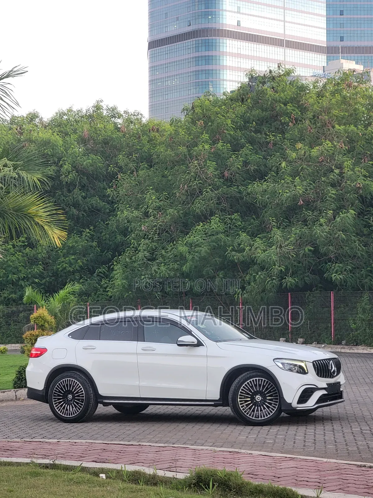 Mercedes-Benz GLC-Class 2017 White