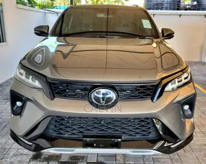 Toyota Fortuner 2024 Beige
