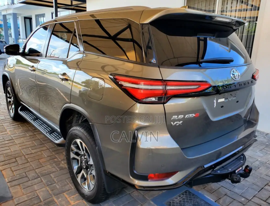 Toyota Fortuner 2024 Beige