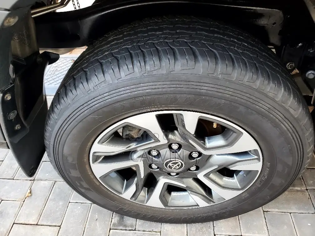 Toyota Fortuner 2024 Beige