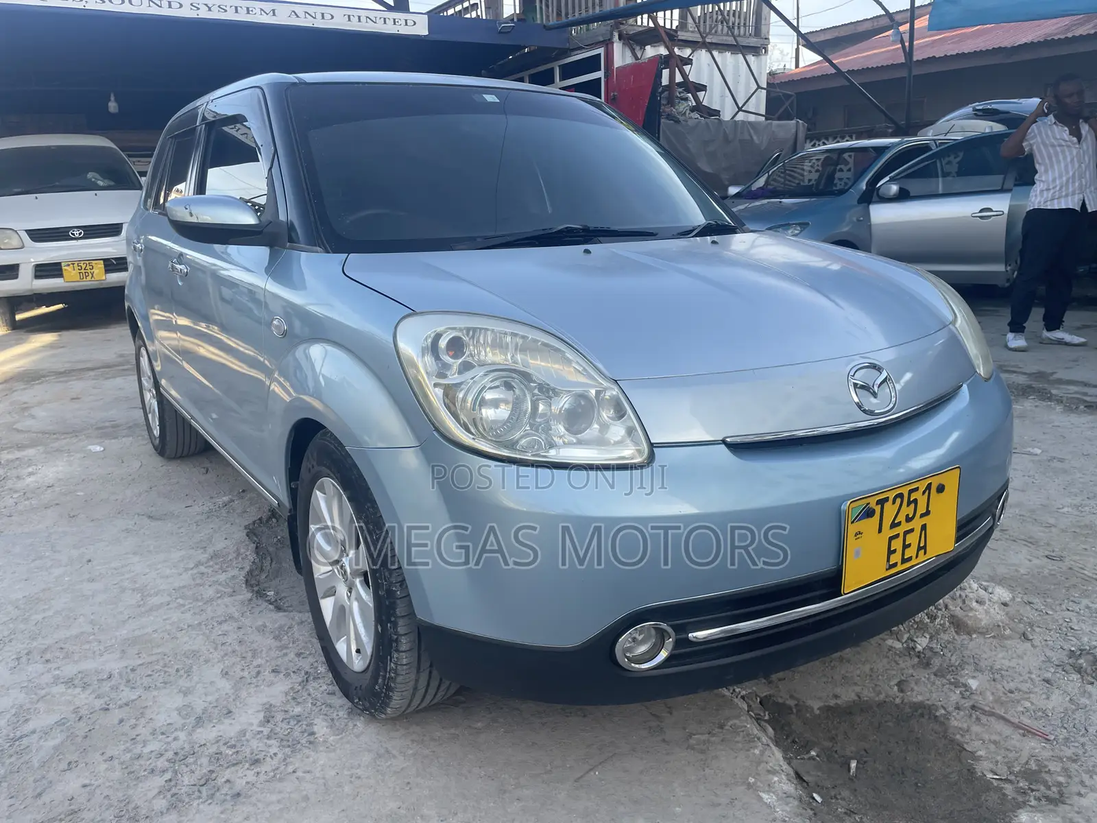 Mazda Verisa 2008 Blue