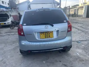 Mazda Verisa 2008 Blue