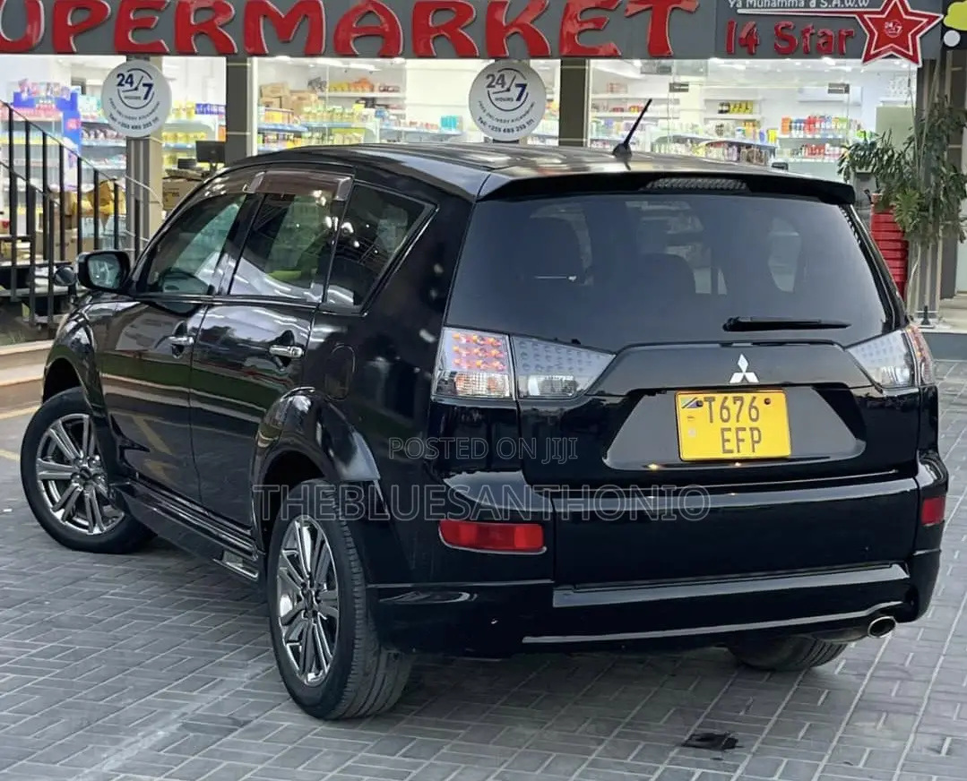 Mitsubishi Outlander 2009 Black