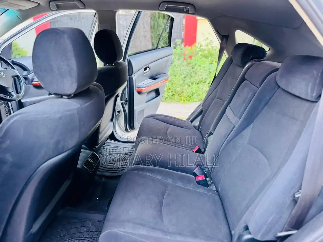 Toyota Harrier 2006 Silver
