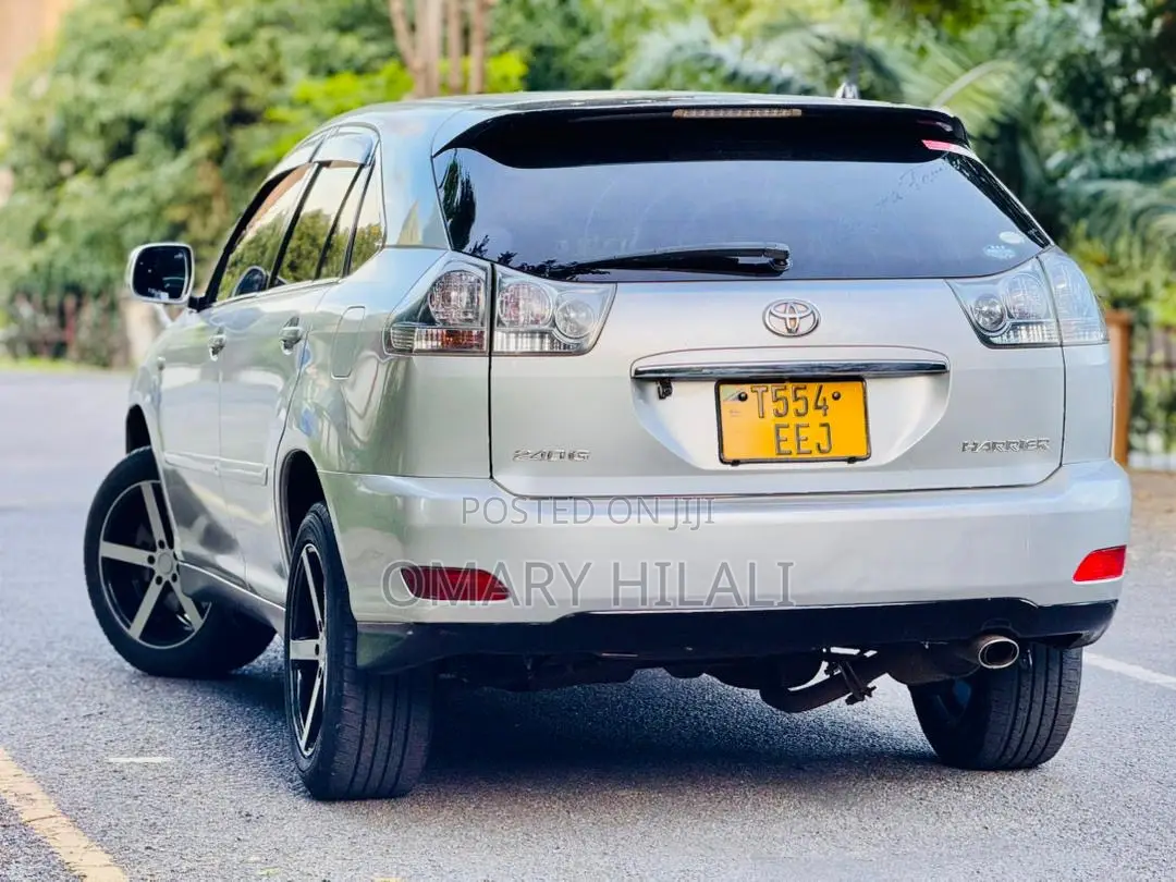 Toyota Harrier 2006 Silver