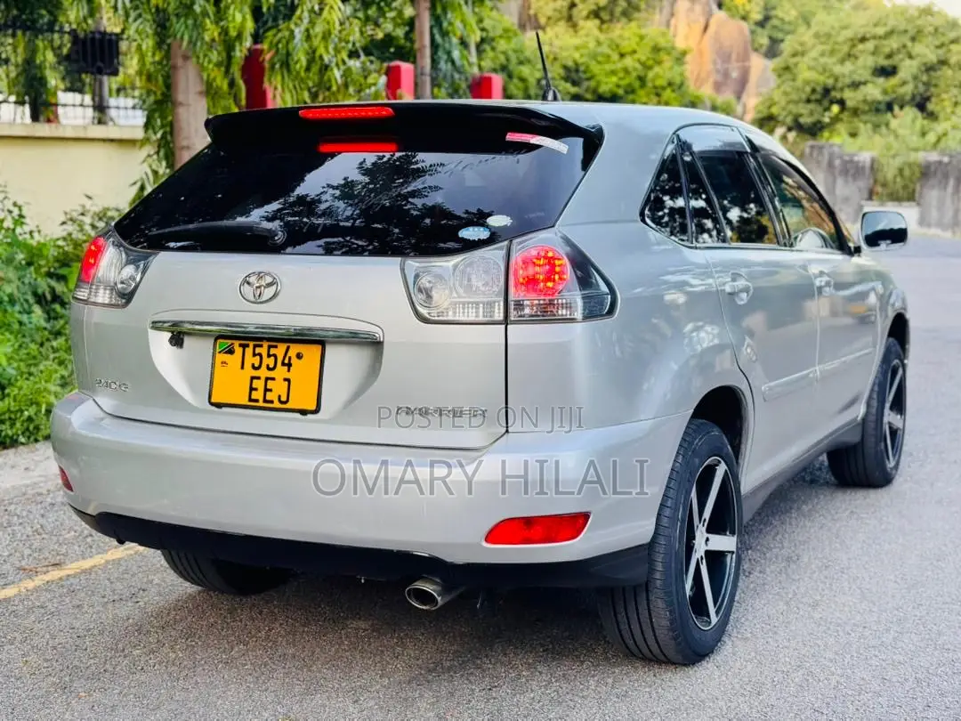 Toyota Harrier 2006 Silver
