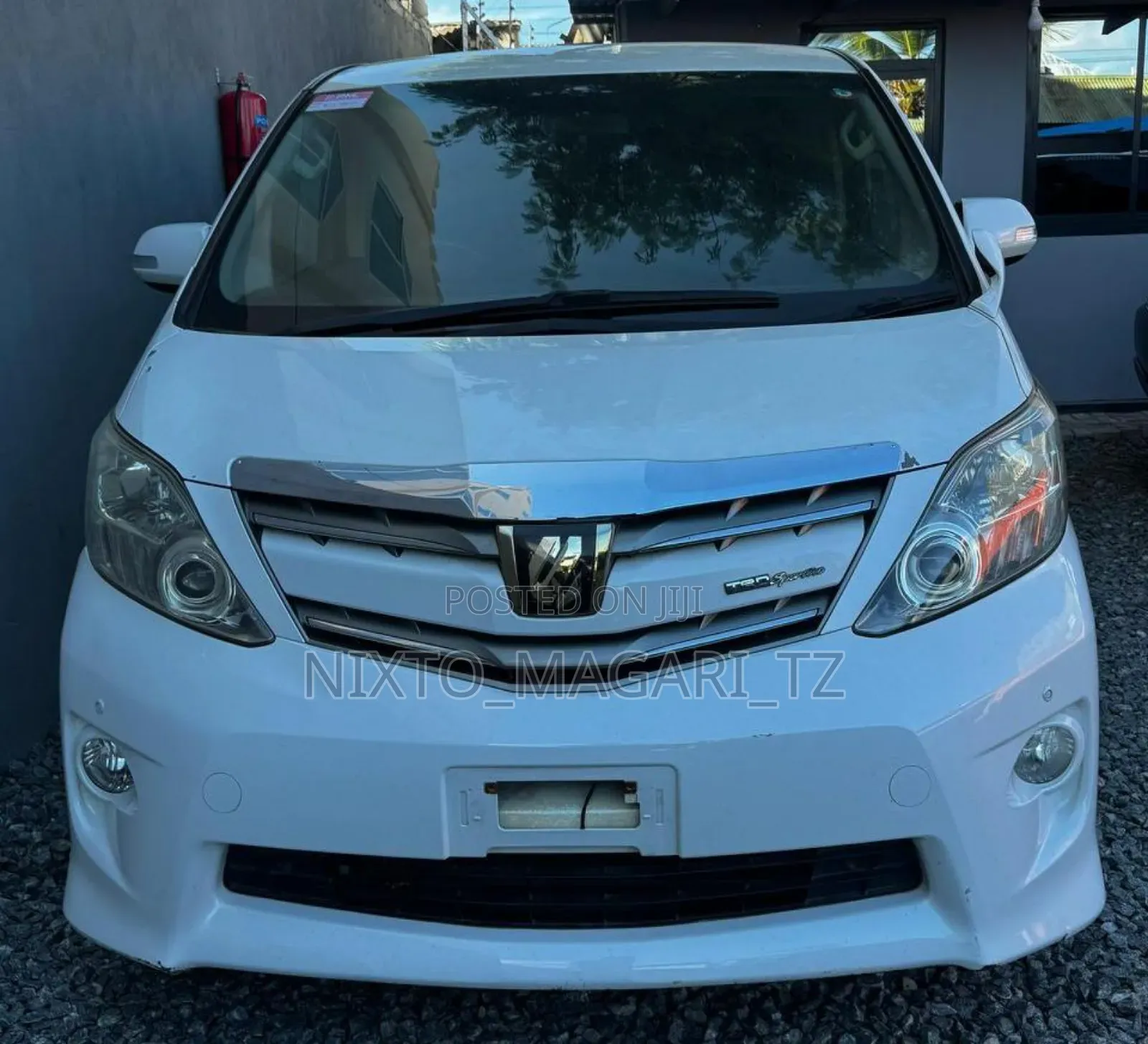Toyota Alphard 2009 White
