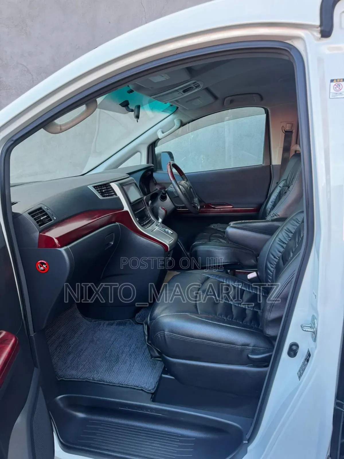 Toyota Alphard 2009 White