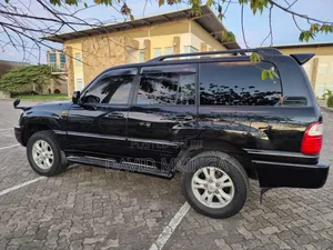 Lexus LX 470 Sport Utility 2004 Black