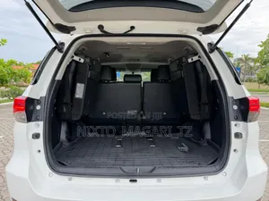 Toyota Alphard 2009 White