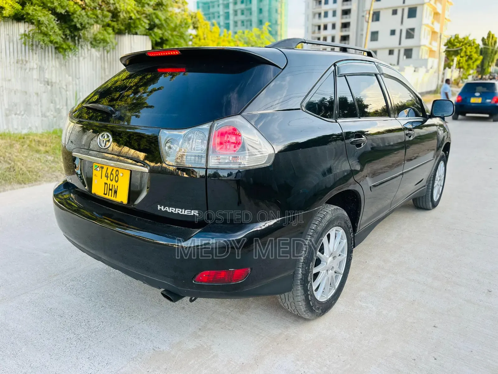 Toyota Harrier 2004 Black